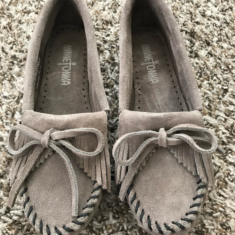 Minnetonka Kilty Hardsole Moccasins